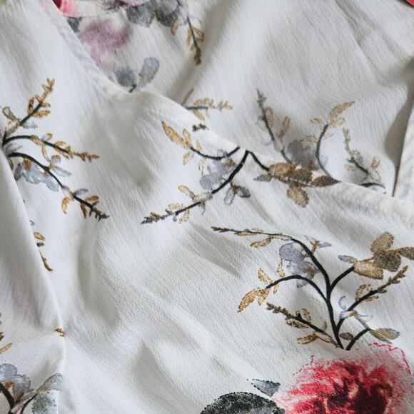 PatPat White Ruffle Floral Romper sz Small New - Picture 4 of 5